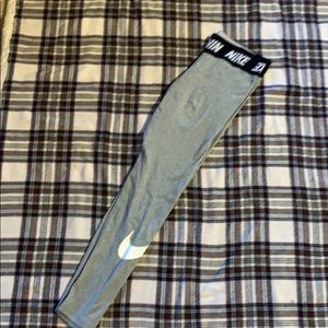 Grey nike leggings